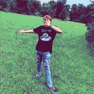 Meet your Posher, Evan